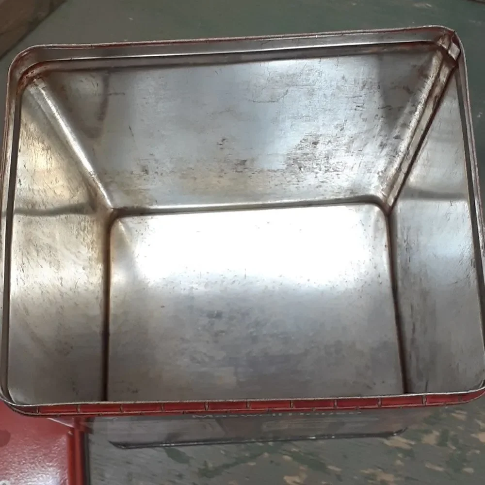 ‎Bundle of 3 vintage coffee scenic tins.